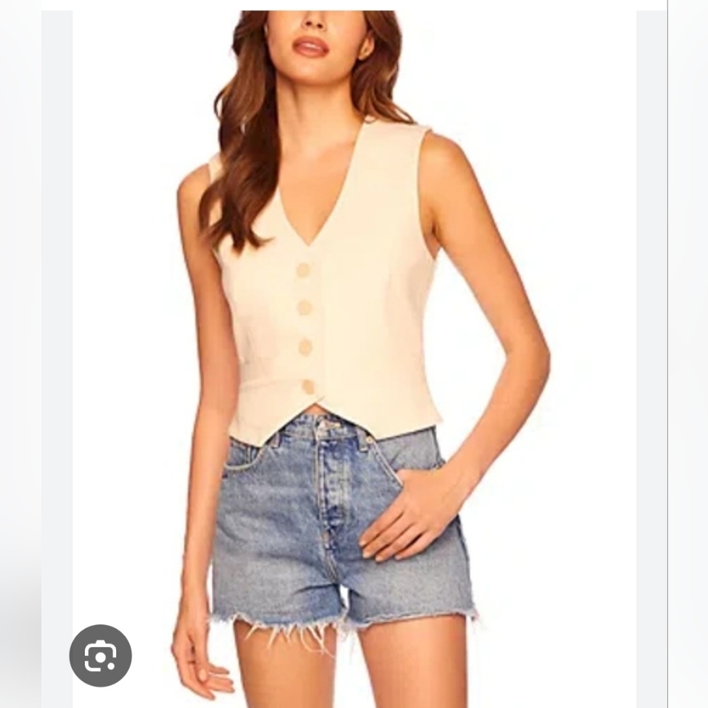 Susana Monaco Cream Sleeveless Button Down Vest